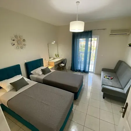 Smileys Apartment Planos (Zakynthos)